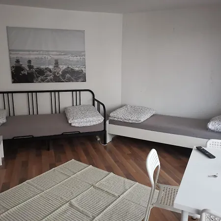 Central Studio Mit Balkon *