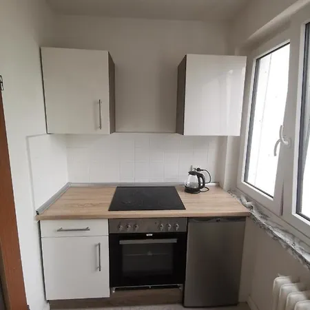 Central Studio Mit Balkon Apartamento