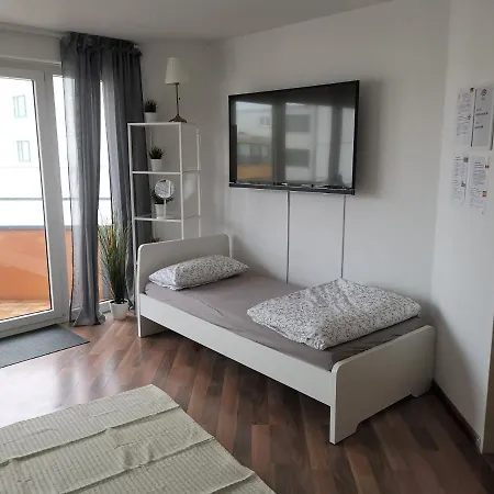 Central Studio Mit Balkon *